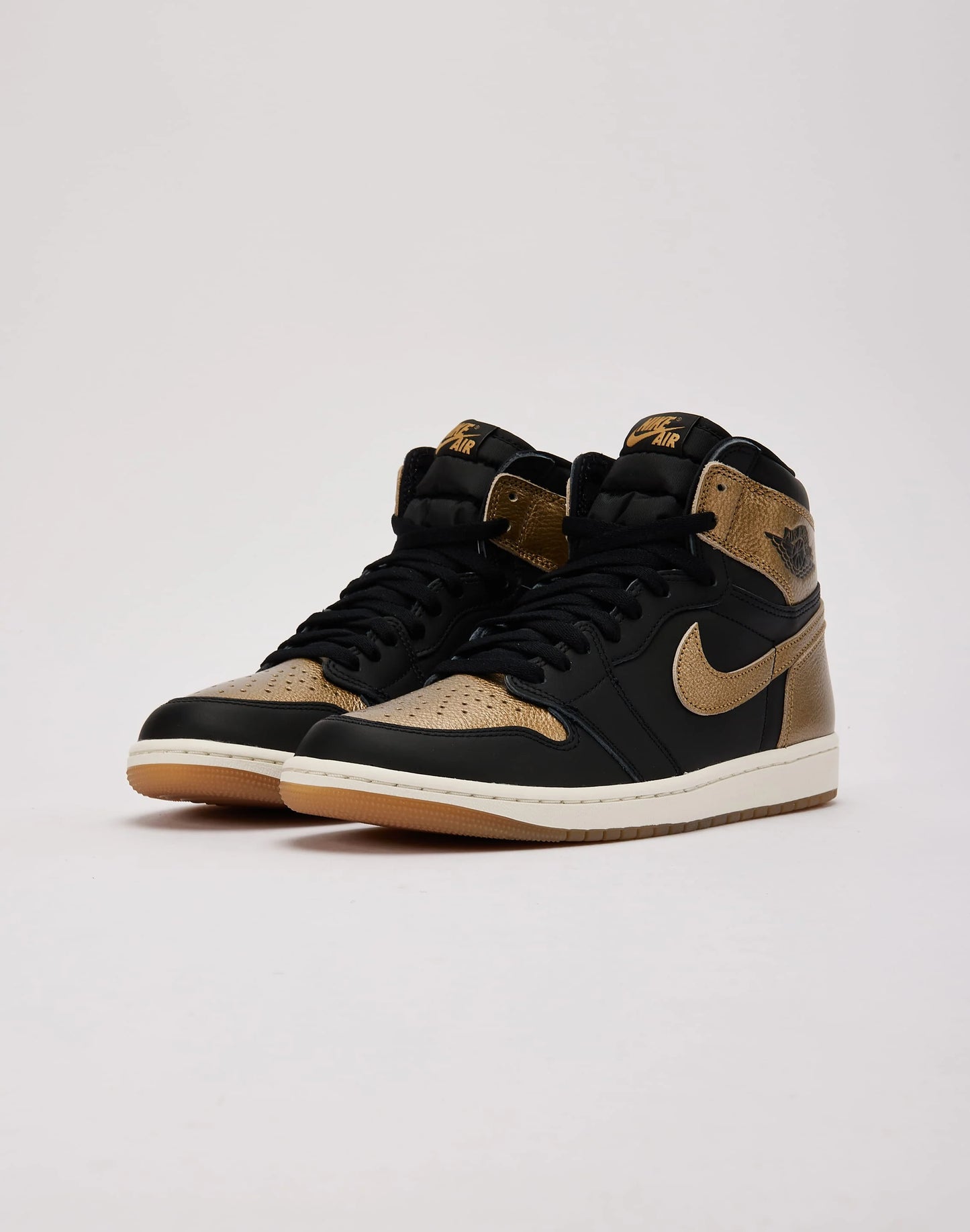 Jordan Air Jordan 1 Retro High OG 'Black And Gold (7.5 M/ 9 W)
