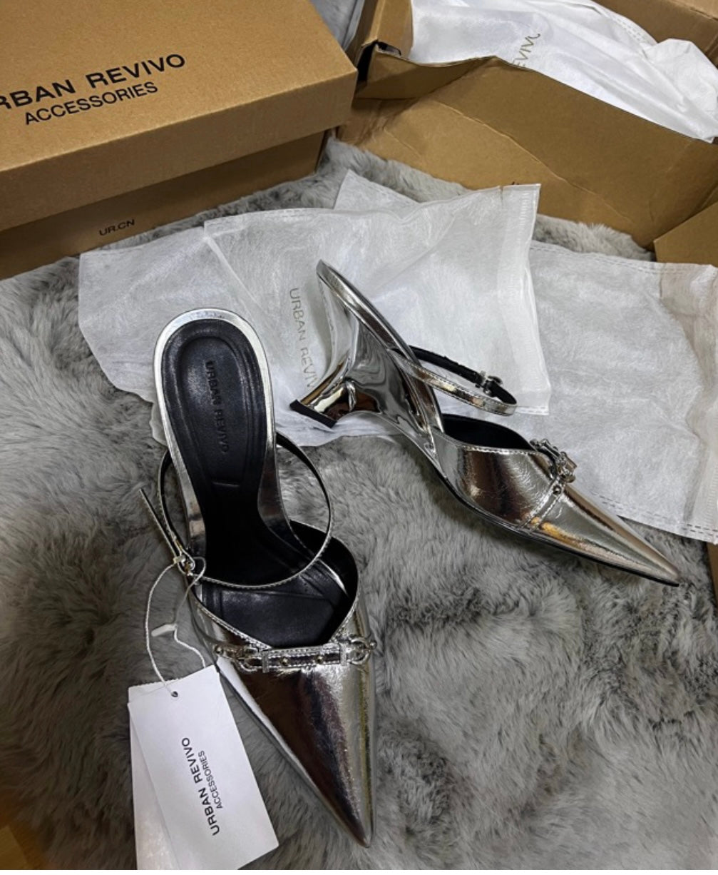 Silver Pointed Toe Mule size 8