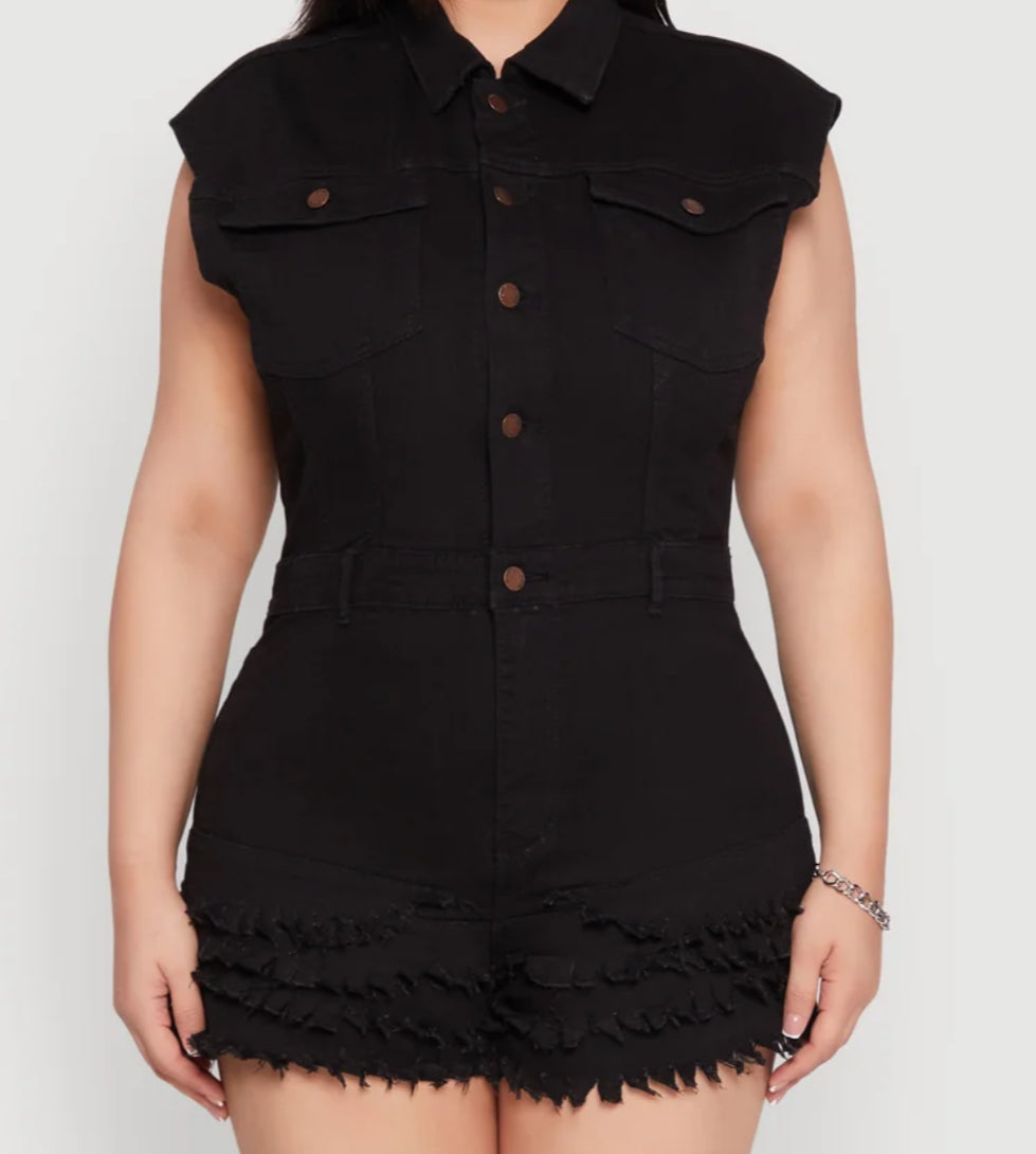 Women's Plus Size Daisy Frayed Tiered Hem Denim Romper - black 1X